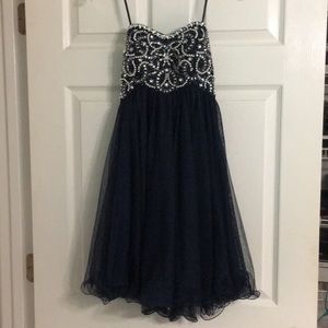 Formal short dress